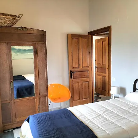 Casuca El Trisquel - 18002 *