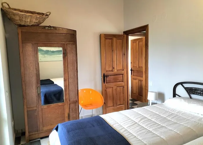 Casuca El Trisquel - 18002 *